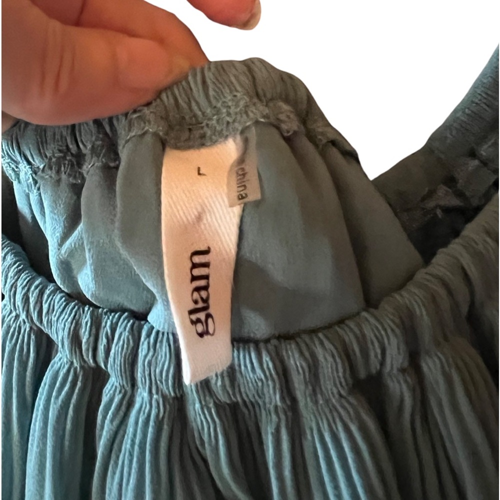 Balloon Ruffled Blouse - Picture 3 of 3